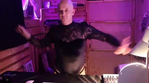 Snapshot of crash__gothic chatting on 02-23-26, 09:50 CrashGothic online show from 02-23-26, 09:50