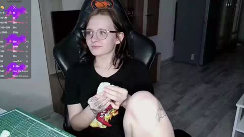 Snapshot of crash_test13 chatting on 12-14-24, 05:47 crash_test13 online show from 12-14-24, 05:47