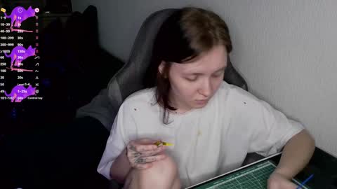 Snapshot of crash_test13 chatting on 12-23-24, 06:33 crash_test13 online show from 12-23-24, 06:33