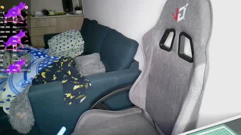 Snapshot of crash_test13 chatting on 01-22-25, 08:49 crash_test13 online show from 01-22-25, 08:49