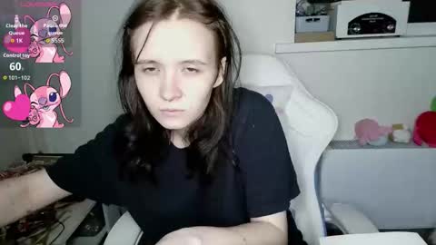 Snapshot of crash_test13 chatting on 09-13-25, 01:16 crash_test13 online show from 09-13-25, 01:16