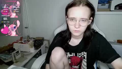 Snapshot of crash_test13 chatting on 09-16-25, 07:04 crash_test13 online show from 09-16-25, 07:04