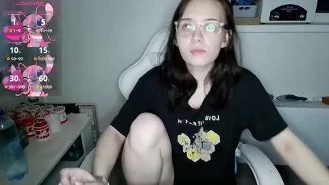 Snapshot of crash_test13 chatting on 09-24-25, 03:37 crash_test13 online show from 09-24-25, 03:37