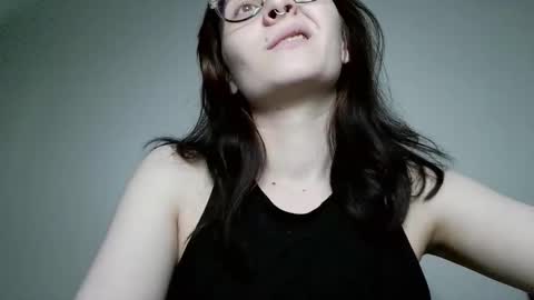 Snapshot of crash_test13 chatting on 10-13-25, 04:07 crash_test13 online show from 10-13-25, 04:07