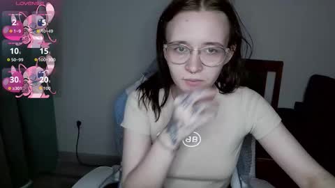 Snapshot of crash_test13 chatting on 10-27-25, 12:53 crash_test13 online show from 10-27-25, 12:53