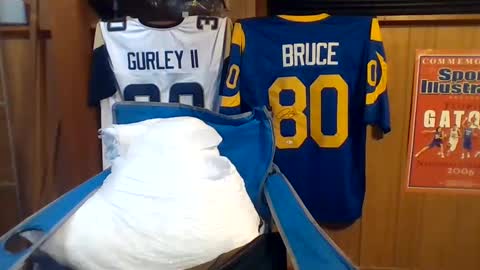 Snapshot of craveitoften chatting on 12-14-24, 02:56 craveitoften online show from 12-14-24, 02:56