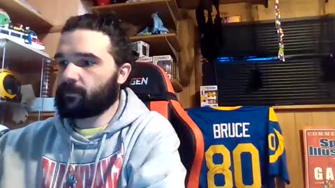 Snapshot of craveitoften chatting on 12-31-24, 10:45 craveitoften online show from 12-31-24, 10:45