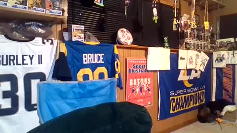 Snapshot of craveitoften chatting on 01-10-25, 12:27 craveitoften online show from 01-10-25, 12:27