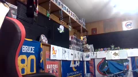 Snapshot of craveitoften chatting on 02-14-25, 01:02 craveitoften online show from 02-14-25, 01:02