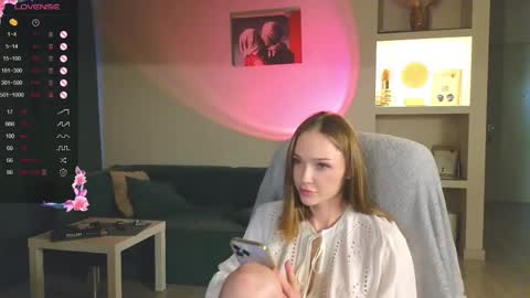 lucy online show from 11-14-25, 01:54