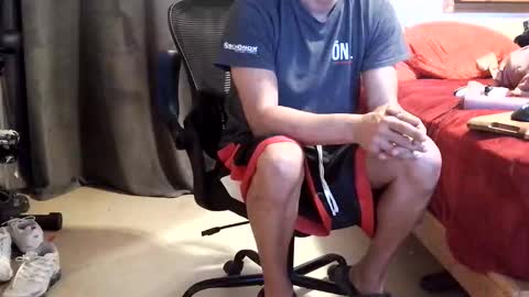 Snapshot of crazy4feetmanic chatting on 02-20-26, 03:14 drbucknaked online show from 02-20-26, 03:14