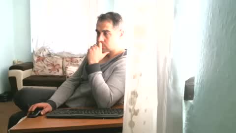 Snapshot of crazy____boy09 chatting on 11-09-25, 11:08 crazy____boy09 online show from 11-09-25, 11:08