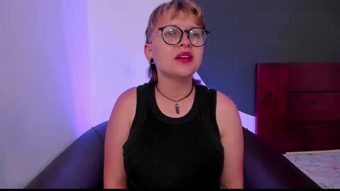 Snapshot of crazy_cakes_ chatting on 02-24-25, 02:40 Lexie Rose online show from 02-24-25, 02:40