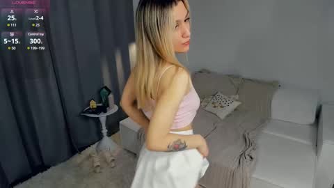 Emma online show from 02-22-25, 02:50