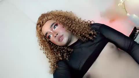 Hot Ayisha online show from 02-21-25, 06:15