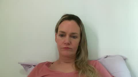 Anny online show from 02-14-25, 10:07