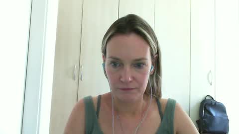 Anny online show from 02-25-25, 03:05