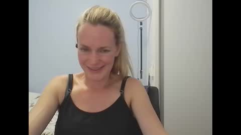 Anny online show from 01-15-26, 12:26