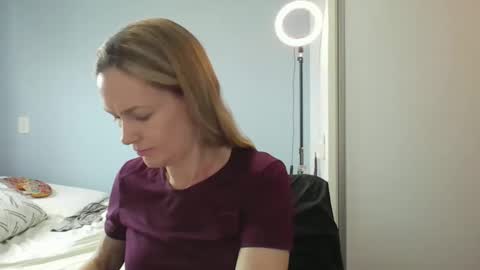 Anny online show from 02-05-26, 10:53