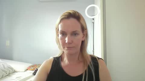 Anny online show from 02-16-26, 06:59