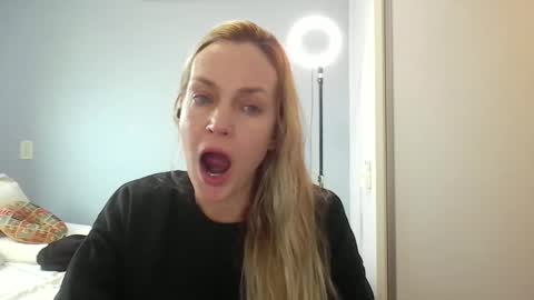 Anny online show from 06-04-26, 10:54