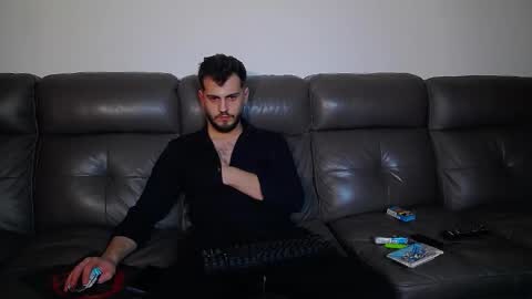 Crazy online show from 03-08-26, 02:04