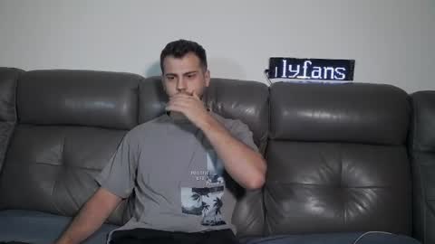Crazy online show from 08-02-26, 12:03