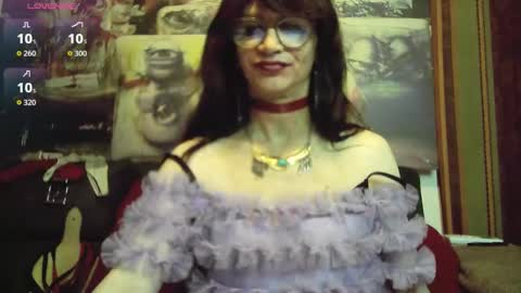 Snapshot of crazyjuny chatting on 12-17-25, 01:06 CrazyJuny online show from 12-17-25, 01:06