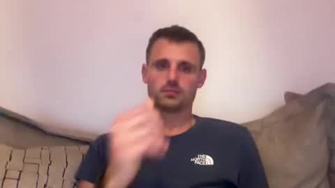 Snapshot of crazynicky chatting on 11-29-25, 10:29 Nicky online show from 11-29-25, 10:29