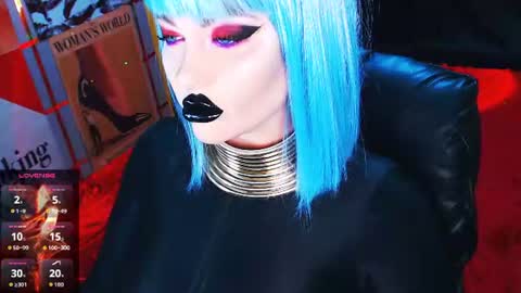Snapshot of crazypinkyball chatting on 06-21-26, 02:52 Roxy online show from 06-21-26, 02:52