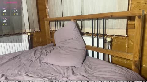 Snapshot of cream_guy chatting on 12-05-24, 06:00 Max online show from 12-05-24, 06:00