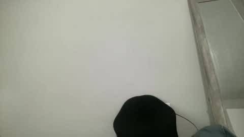 Snapshot of creame_sensation chatting on 03-22-26, 01:58 PHANTOMTARGARYENXXX online show from 03-22-26, 01:58