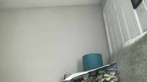 Snapshot of creame_sensation chatting on 04-11-26, 08:24 PHANTOMTARGARYENXXX online show from 04-11-26, 08:24
