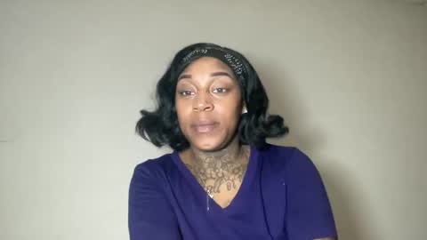 Snapshot of creame_sensation chatting on 04-18-26, 06:39 PHANTOMTARGARYENXXX online show from 04-18-26, 06:39