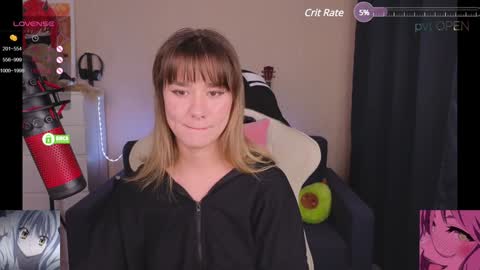 Snapshot of creammeow chatting on 12-19-24, 09:18 Alina online show from 12-19-24, 09:18