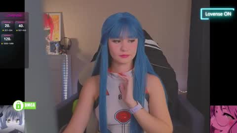 Snapshot of creammeow chatting on 10-22-25, 04:13 Alina online show from 10-22-25, 04:13