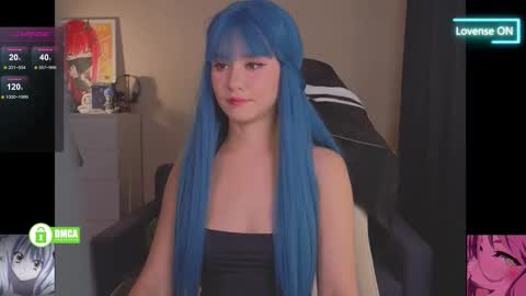 Snapshot of creammeow chatting on 10-29-25, 02:25 Alina online show from 10-29-25, 02:25