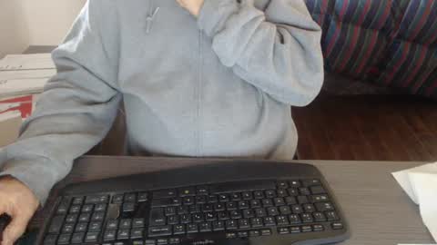 Creamormilk online show from 09-16-25, 02:07