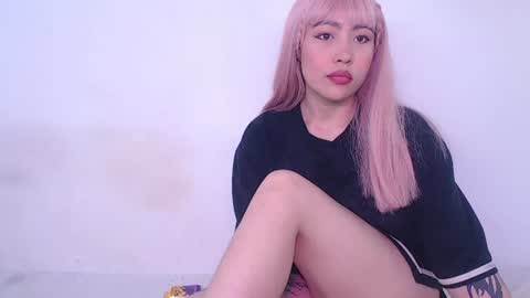 Snapshot of creampie_couple1 chatting on 06-15-26, 12:07 CAMILA Y SEBASTIAN online show from 06-15-26, 12:07
