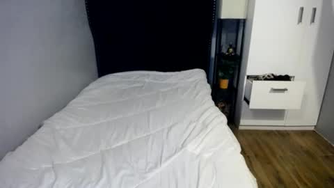 Joana  online show from 11-04-25, 01:27