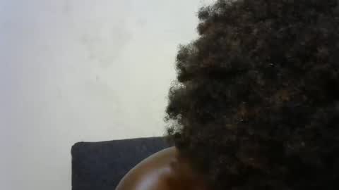 Snapshot of creamybabee chatting on 02-22-25, 11:35 queen online show from 02-22-25, 11:35