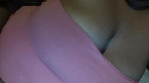 Snapshot of creamycocobabe chatting on 01-14-25, 07:32 CreamyCocoBabe online show from 01-14-25, 07:32