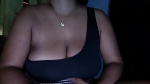 CreamyCocoBabe online show from 04-01-26, 07:00
