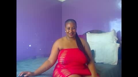 CreamyLea online show from 12-15-25, 10:19