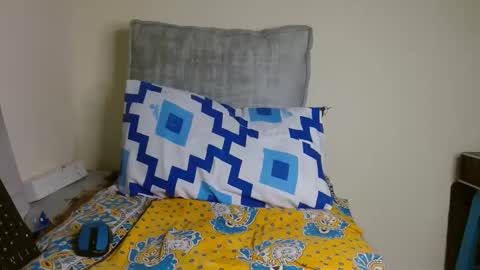 Snapshot of creamypro_ chatting on 02-02-25, 12:46 Taurus04 online show from 02-02-25, 12:46