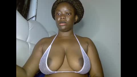Snapshot of creamypussyxx chatting on 06-25-26, 10:31 creamypussyxx online show from 06-25-26, 10:31