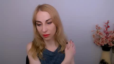 Snapshot of create_your_own_sun chatting on 06-04-26, 12:33 Lera online show from 06-04-26, 12:33