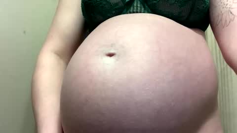 Breed me daddy  online show from 03-01-26, 01:57