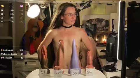 Creature Marie online show from 01-12-26, 02:50