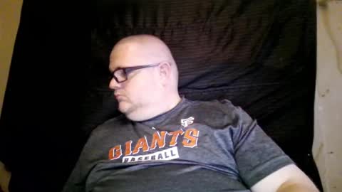 The hopeless romantic online show from 02-16-25, 04:53